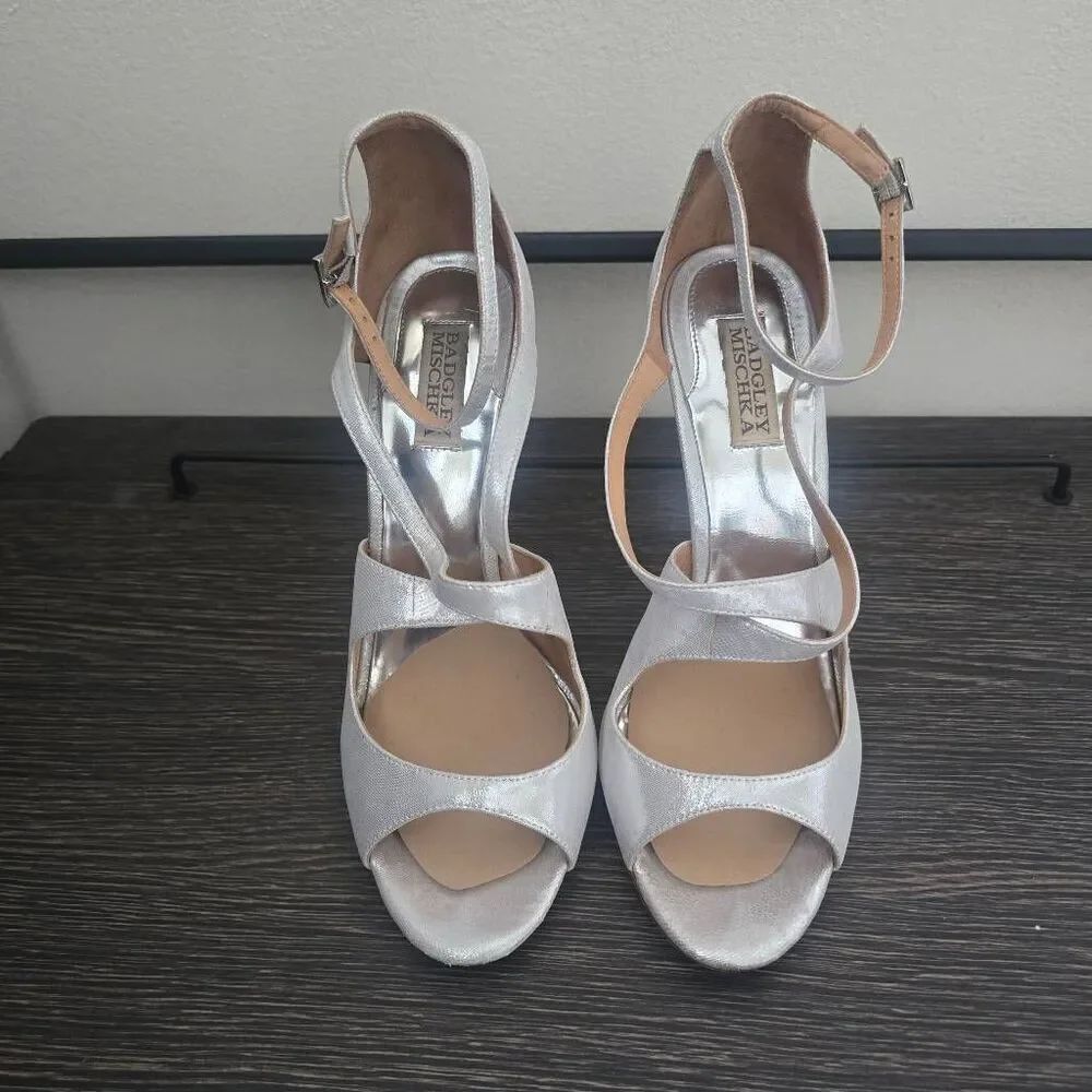 Badgley Mischka Wmn's Laguna Platform Sandals Silver Leather, Worn Once, Sz. 9M